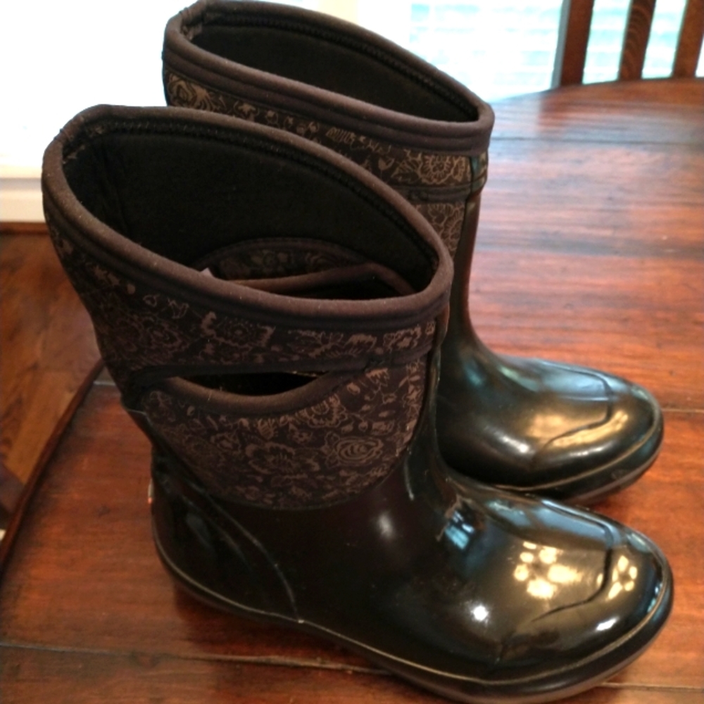 BOGS size 7 waterproof neo-tech boots